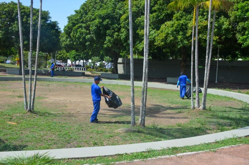 Réveillon 2025: mais de 100 toneladas de lixo são retiradas da Fortaleza de São José de Macapá