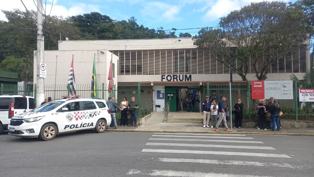 Policial que matou jovem baleado em Santa Isabel vai a júri popular