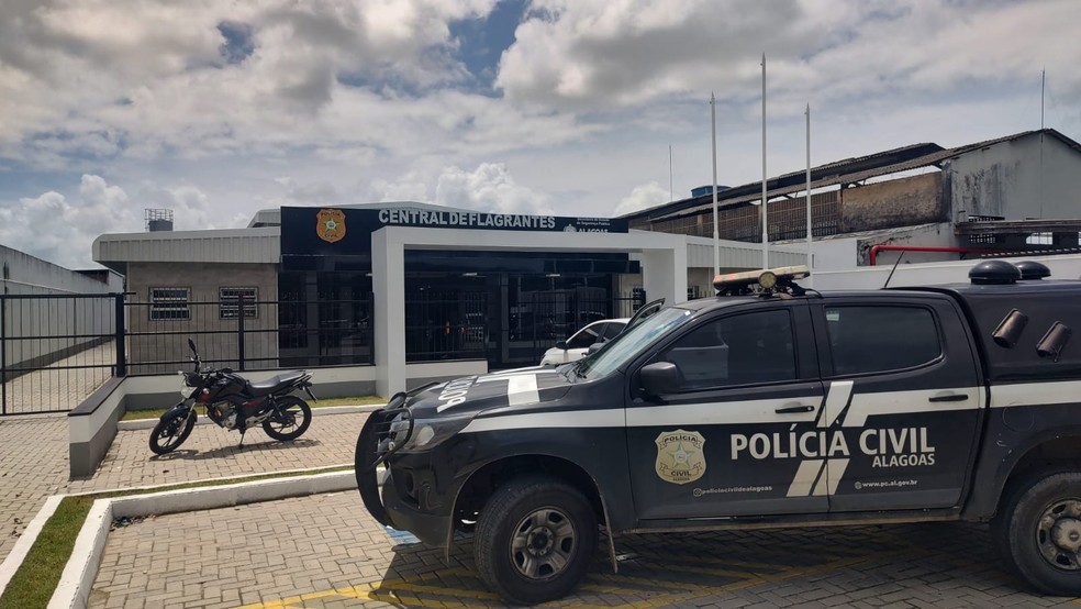 Central de Flagrantes Tabuleiro Maceió — Foto: g1