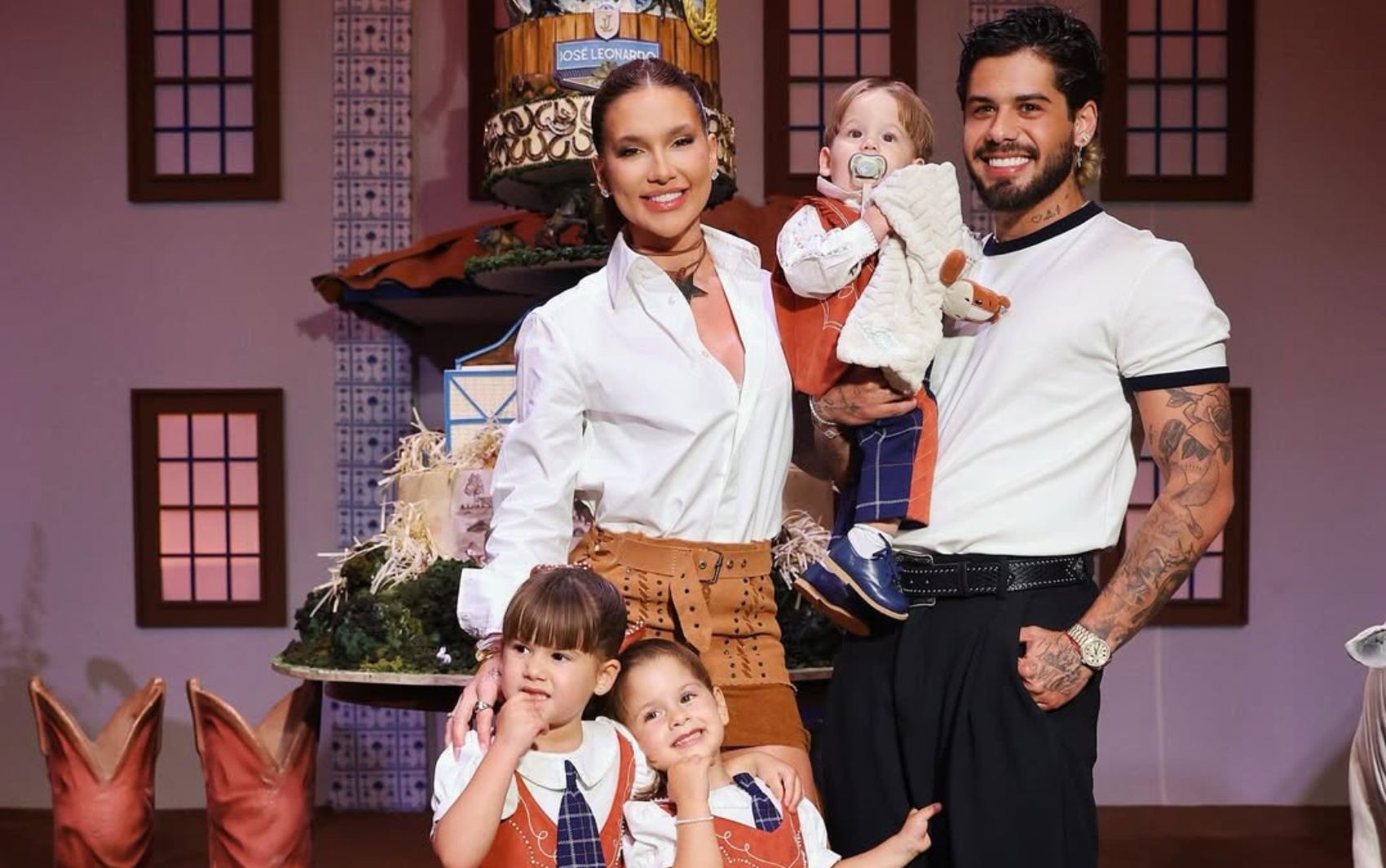 Virginia e Zé Felipe comemoram juntos aniversário de 1 ano do filho