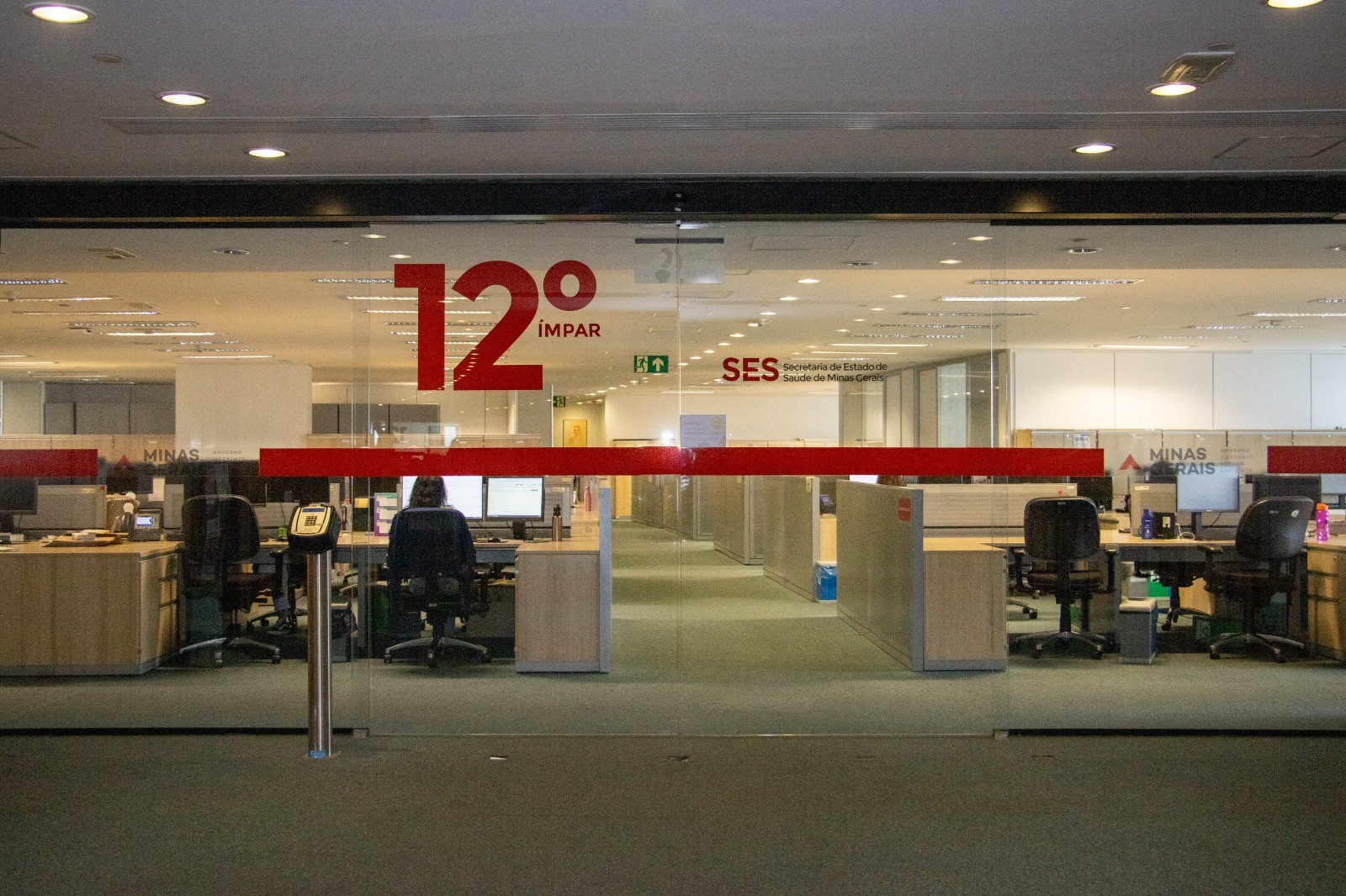 Concurso da Saúde em MG abre vagas para a URS Divinópolis; salário inicial passa de R$ 4,2 mil