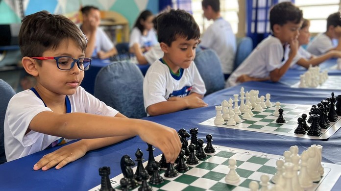 G1 - Aulas de xadrez são opção para estudantes em Votorantim, SP