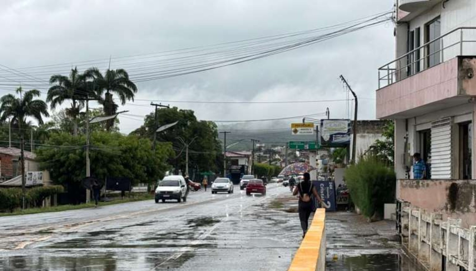 Cidades cearenses seguem sob alerta de chuvas intensas nesta quarta-feira (28); saiba quais