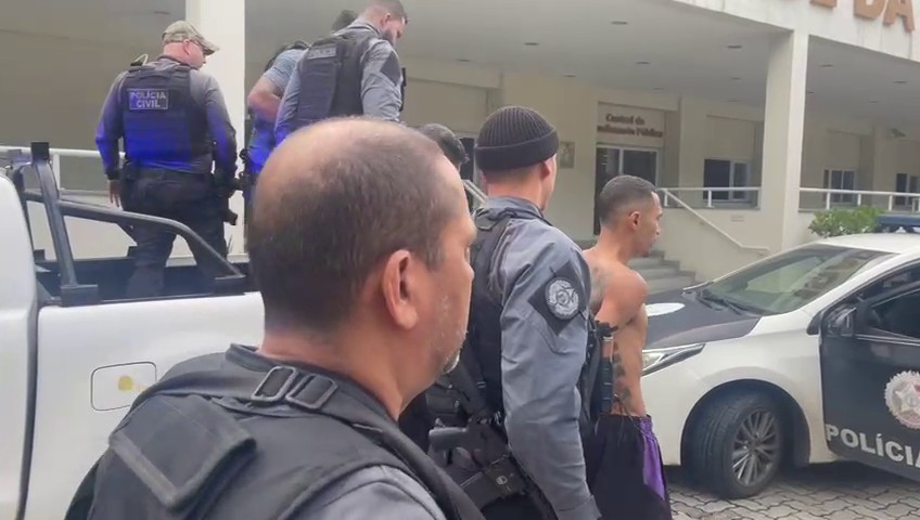Suspeito de ordenar ataque que incendiou ônibus e matou motorista em João Pessoa é preso no RJ