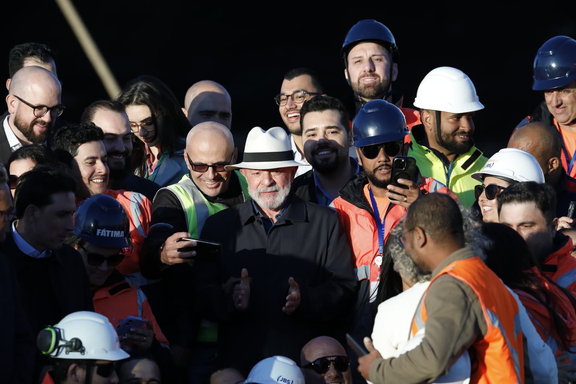 Lula chega a SC para cerimônia de retomada das operações do Porto de Itajaí