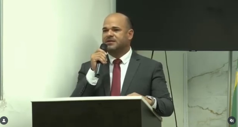 Prefeito de Sobrado, na PB, é preso em flagrante por porte ilegal de arma de fogo
