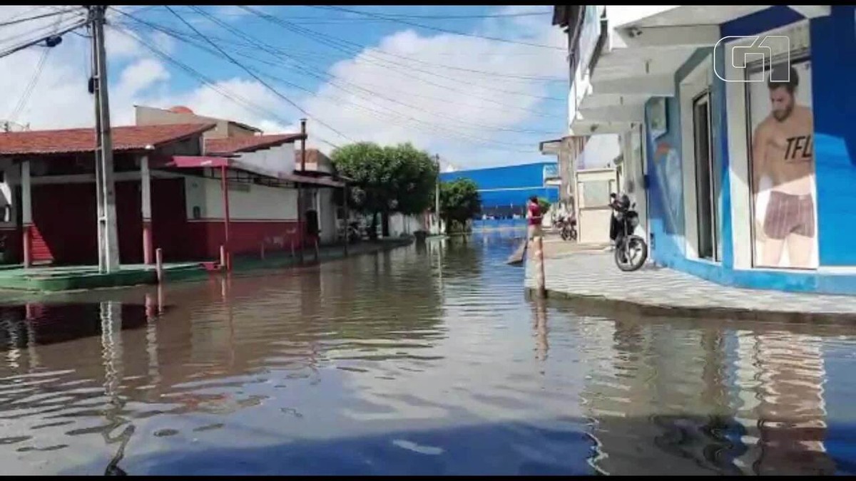 Chuva Invade Casas Alaga Ruas E Deixa Moradores Ilhados Em Iguatu No Cear Cear G