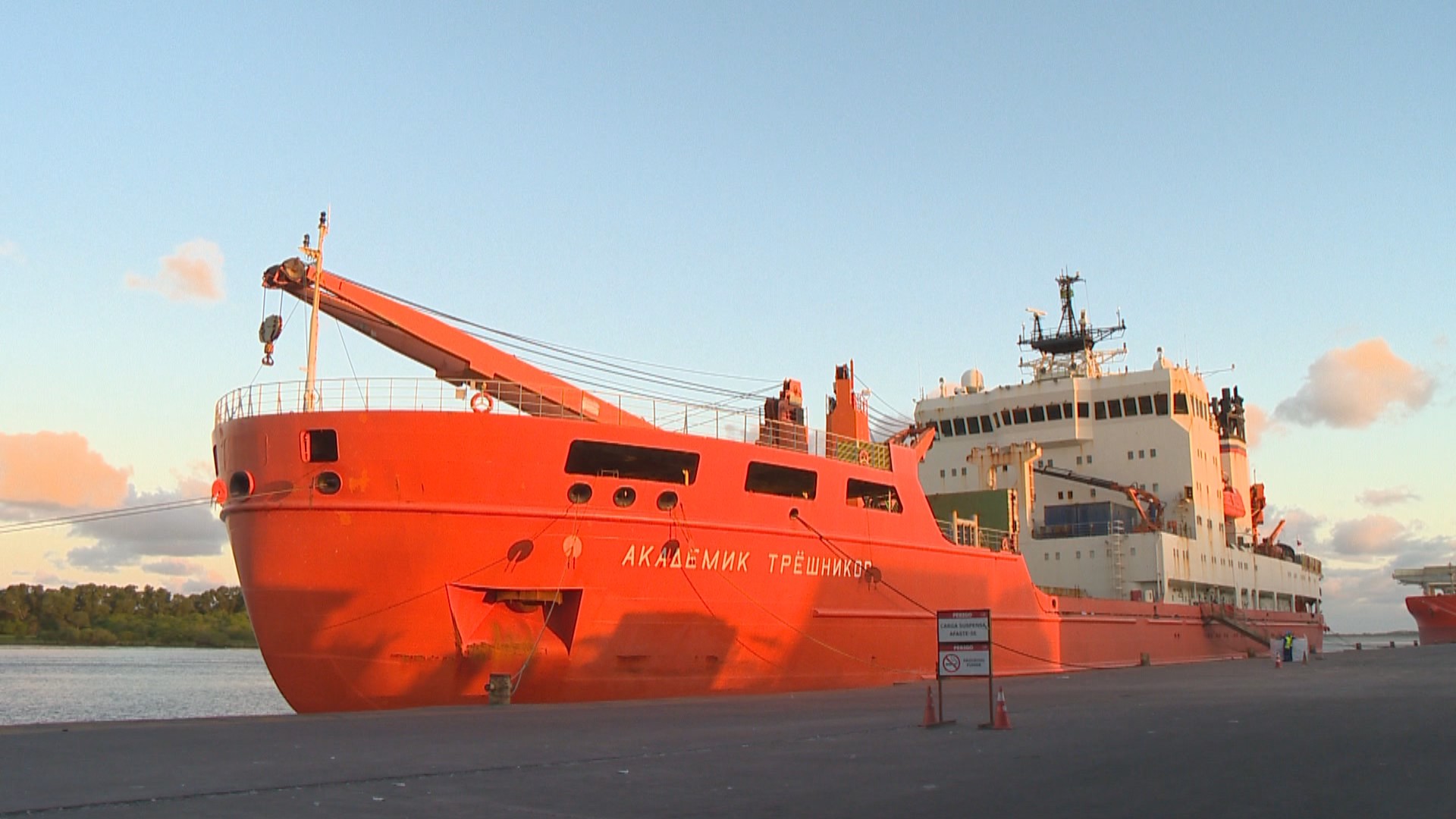 Expedição à Antártica liderada pelo Brasil parte nesta sexta; pesquisa estuda o impacto das mudanças climáticas nas geleiras