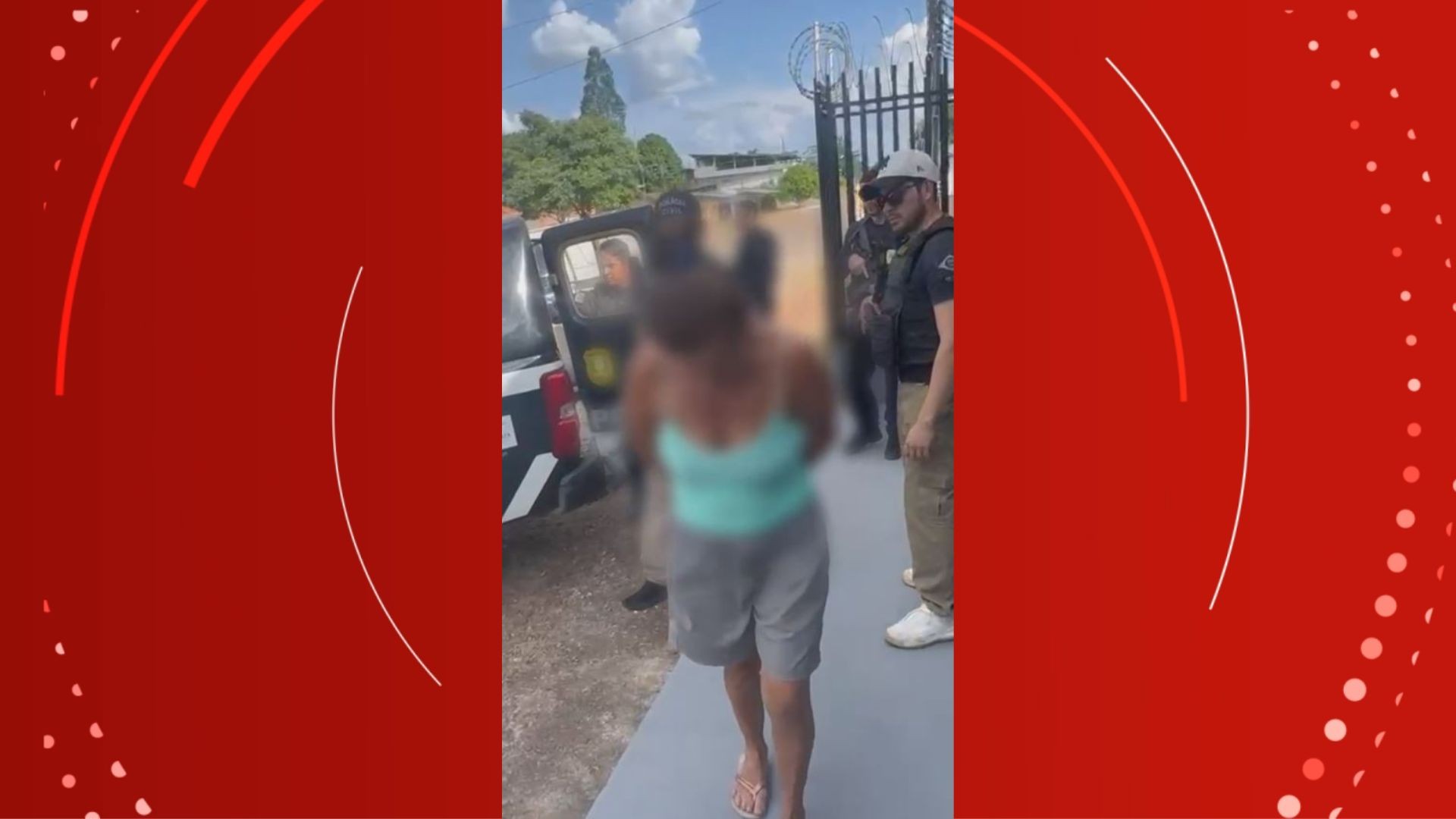 Mulher é presa após expor drogas em balcão 'em horário comercial', no interior do AP