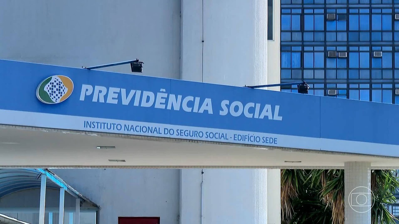 Lupi defende que INSS deixe de intermediar relação entre aposentados e associações: 'Relação entre particulares'