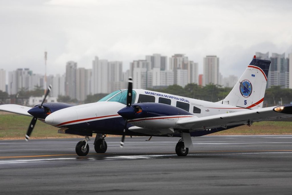 Avião adquirido pelo governo de Pernambuco foi apreendido em operação da Polícia Federal — Foto: Miva Filho/Secom
