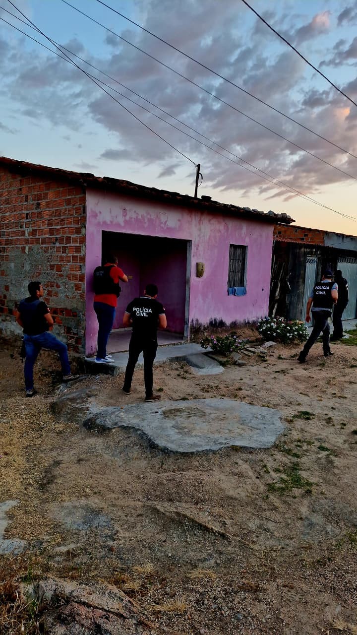 Quatro são presos por envolvimento com facção criminosa no Sertão de Alagoas