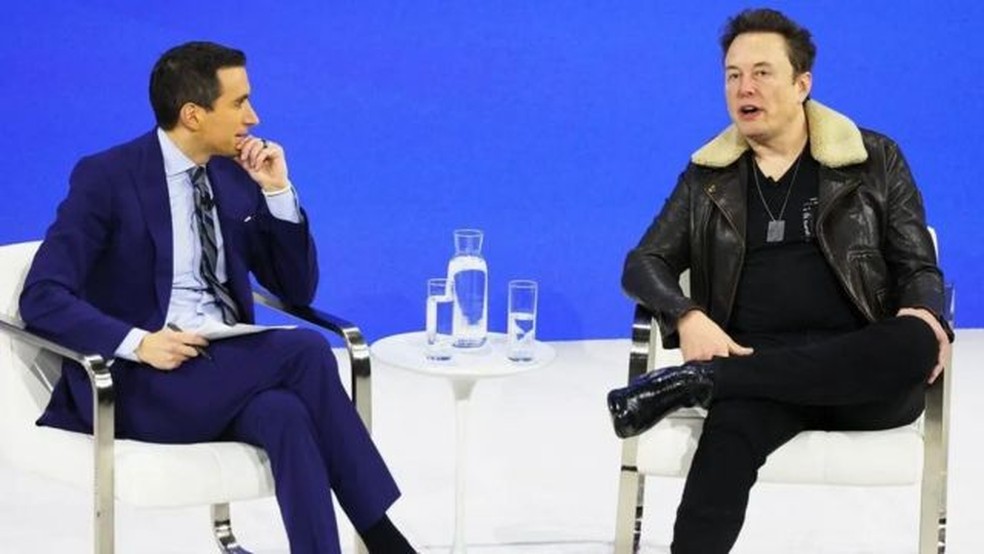 Numa entrevista em Nova York, nos EUA, Elon Musk passou uma mensagem contundente aos anunciantes. — Foto: GETTY IMAGES via BBC