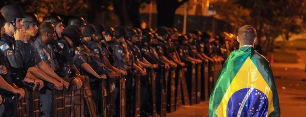 Manifestações que pararam o Brasil em 2013. — Foto: Reprodução