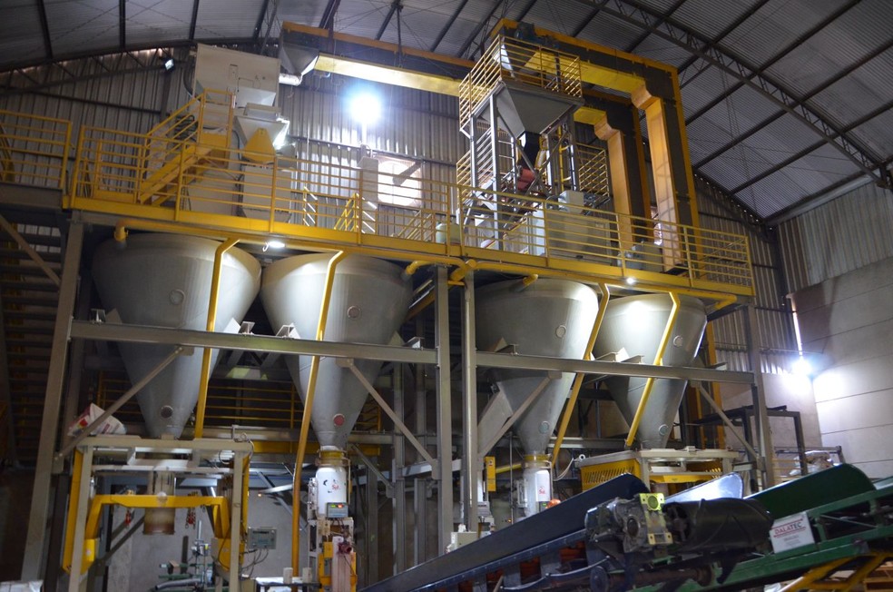 No Complexo Industrial de Sementes (CIS) são realizados os processos de beneficiamento e tratamento industrial de sementes. — Foto: Divulgação: Milena Rolim/Comunicação I.Riedi