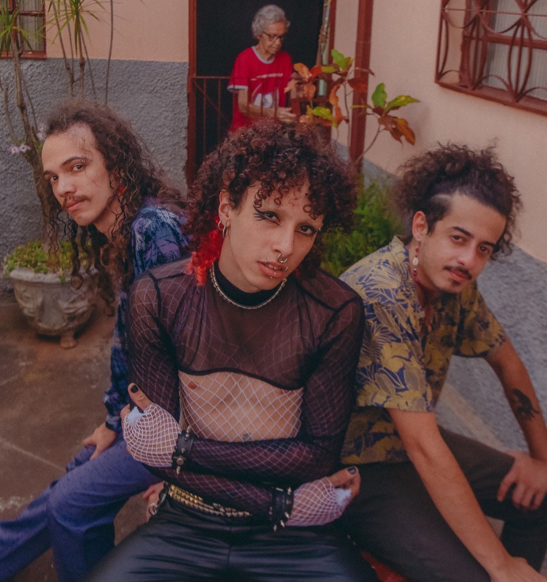 Com uma maneira inovadora de ver o rock, banda Kinoglass apresenta show 'Se a Carapuça Servir' em Presidente Prudente