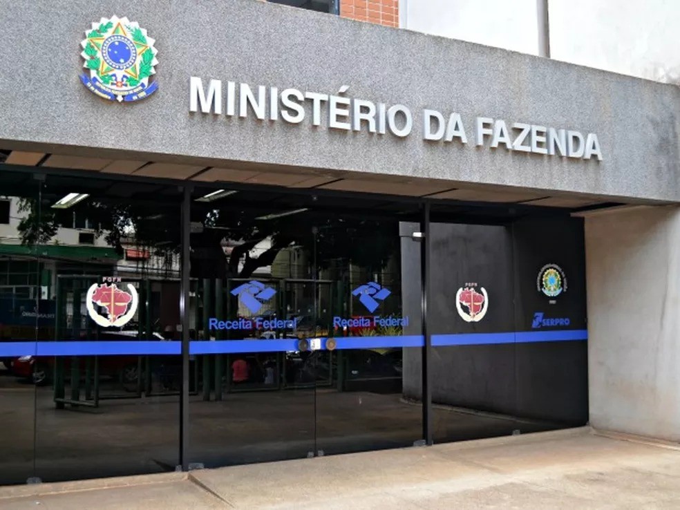 Homem é preso após invadir prédio do Ministério da Fazenda em Rio Branco