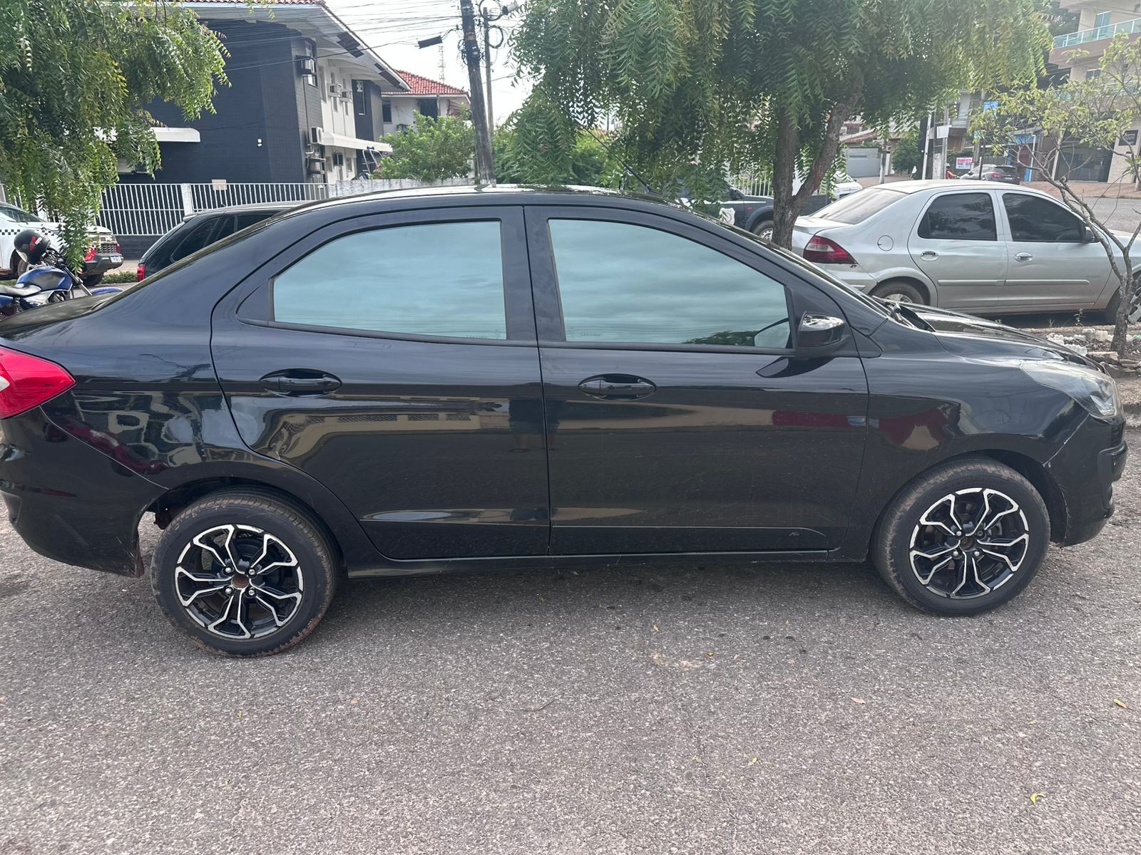 Homem monitorado com tornozeleira eletrônica é preso em Santarém com carro roubado 