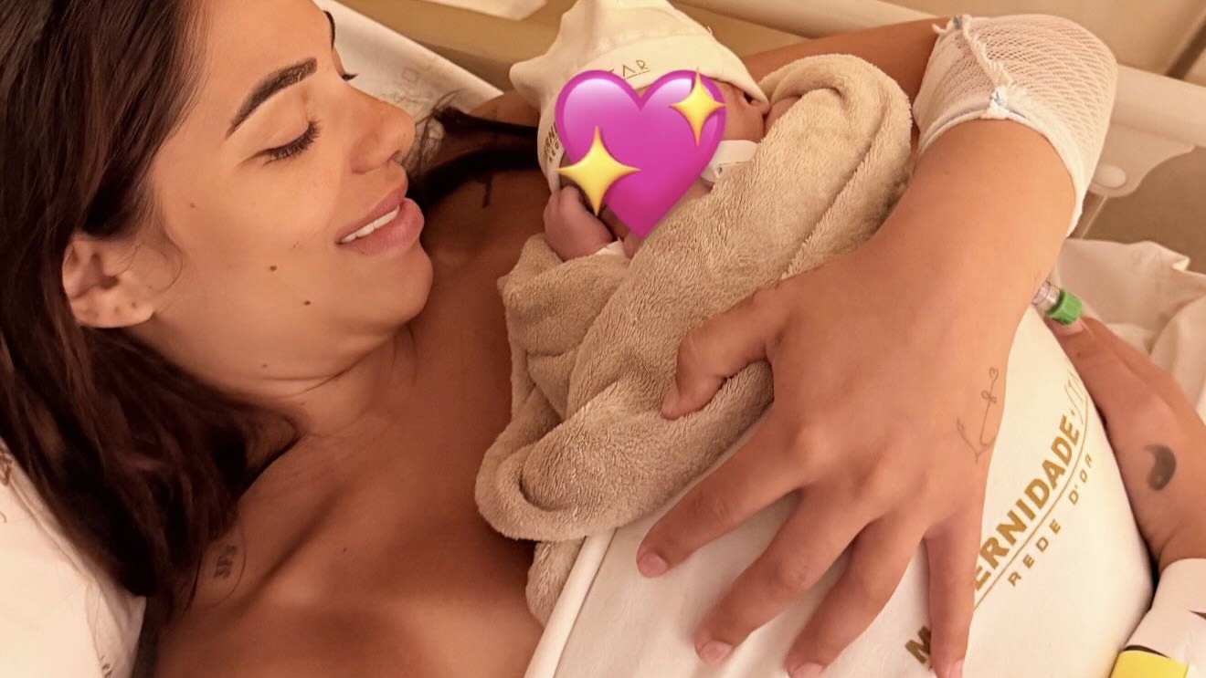 ‘Chorinho bom hein’: nasce Rosamaria, filha da ex-BBB Key Alves com Bruno Rosa