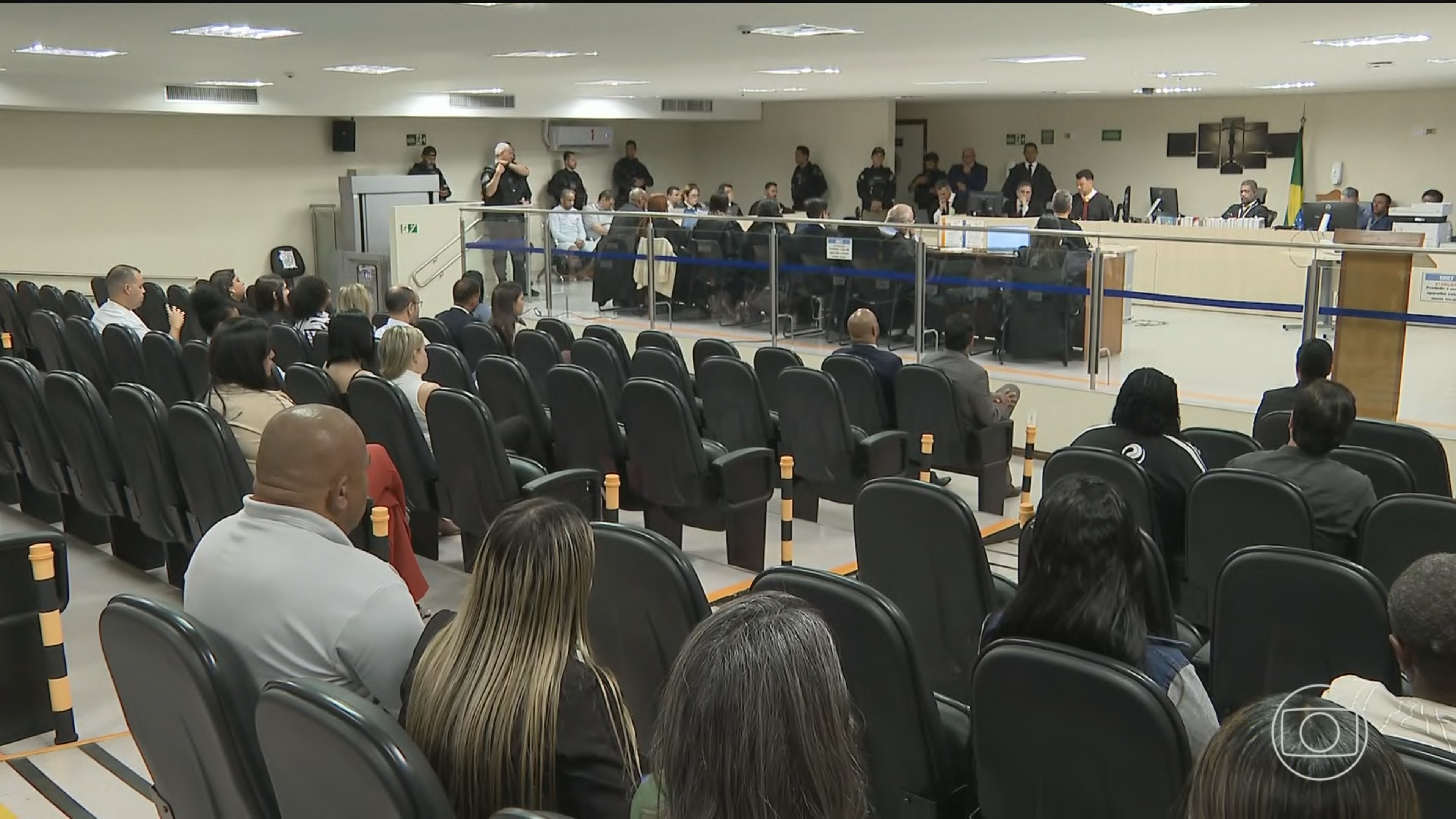 Chacina do DF: réu alega que atirou em vítima 'sem querer' | G1