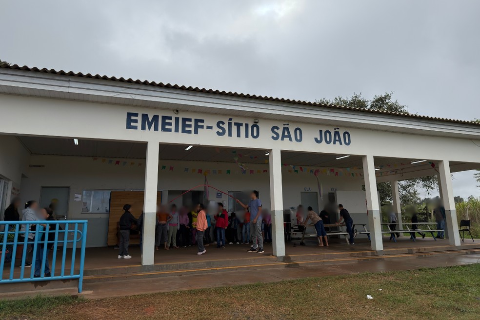 Escola Municipal de Educação Infantil e Ensino Fundamental Sítio São João em Rosana (SP) — Foto: Reprodução/Prefeitura Rosana