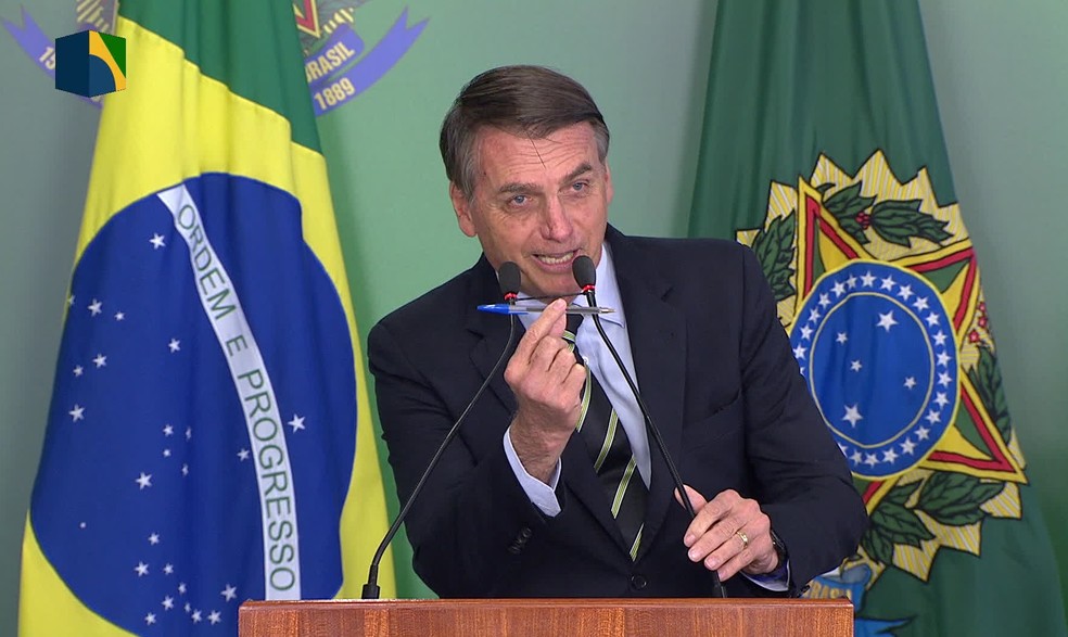 Posse de armas: saiba o que muda com o decreto assinado por Bolsonaro, Política