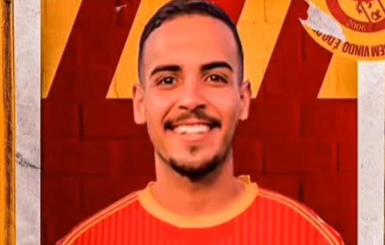 Jogador de futebol amador é morto a tiros em motocicleta no interior da Bahia; vítima representou seleção municipal