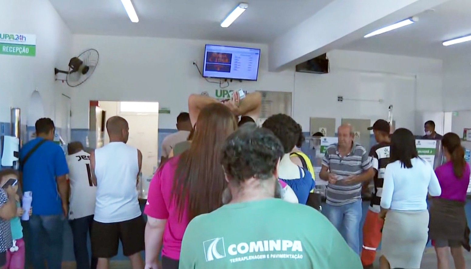 No 1º dia após Prefeitura de Piracicaba reassumir UPAs, unidade tem atraso para início de plantão e pacientes vão embora sem atendimento