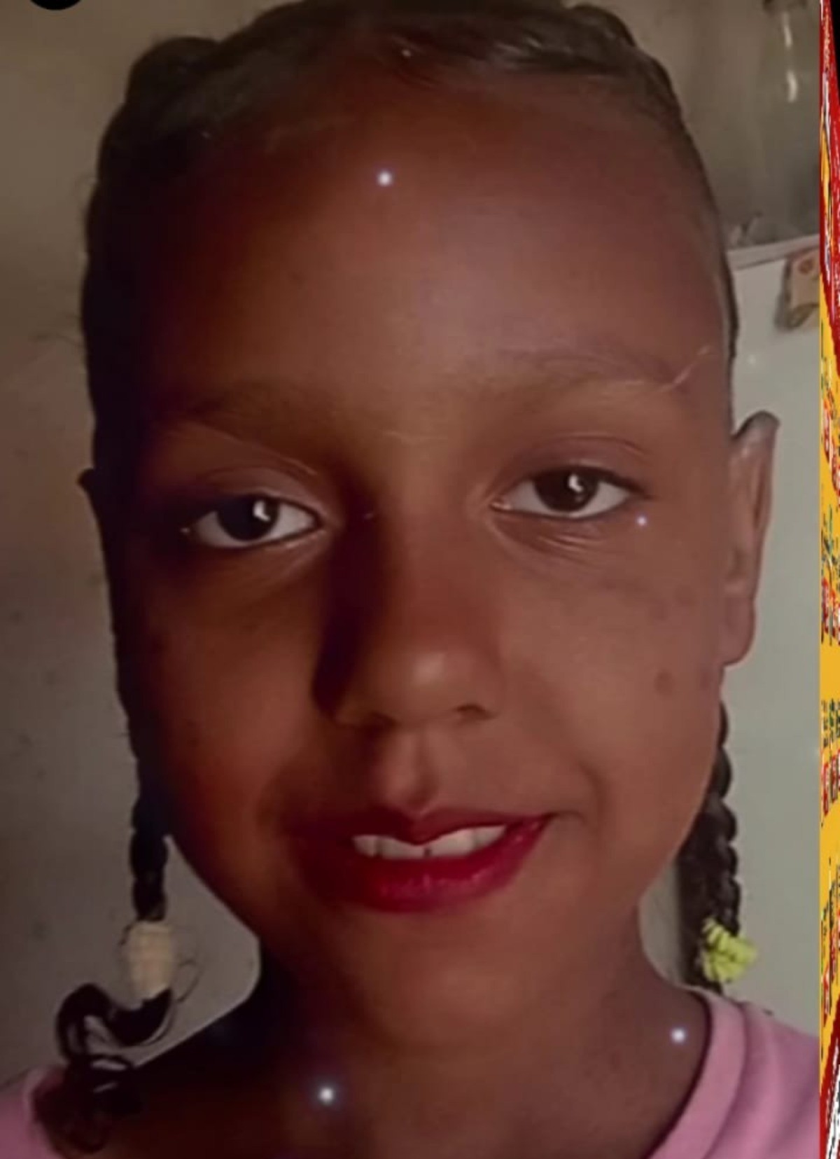Polícia investiga morte de menina que passou mal após comer bolo e pão de queijo em MG