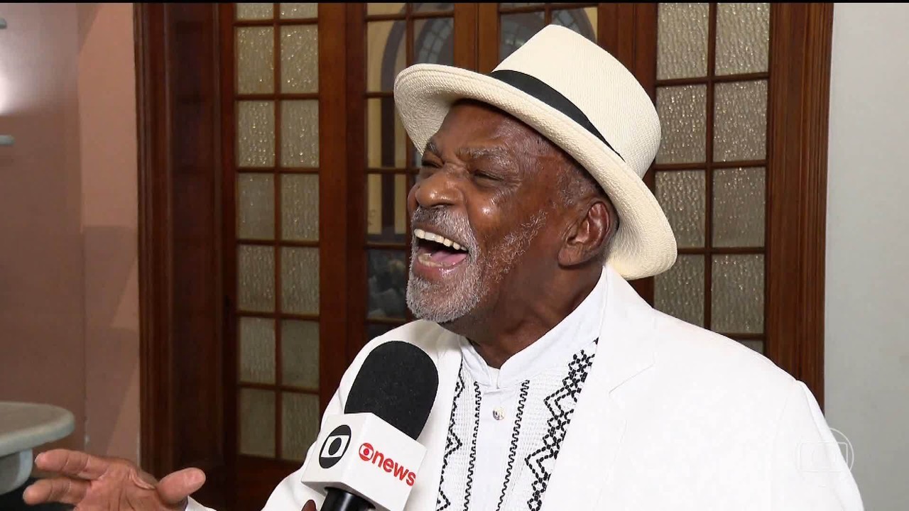 Antônio Pitanga recebe o título de Doutor Honoris Causa da UFRJ