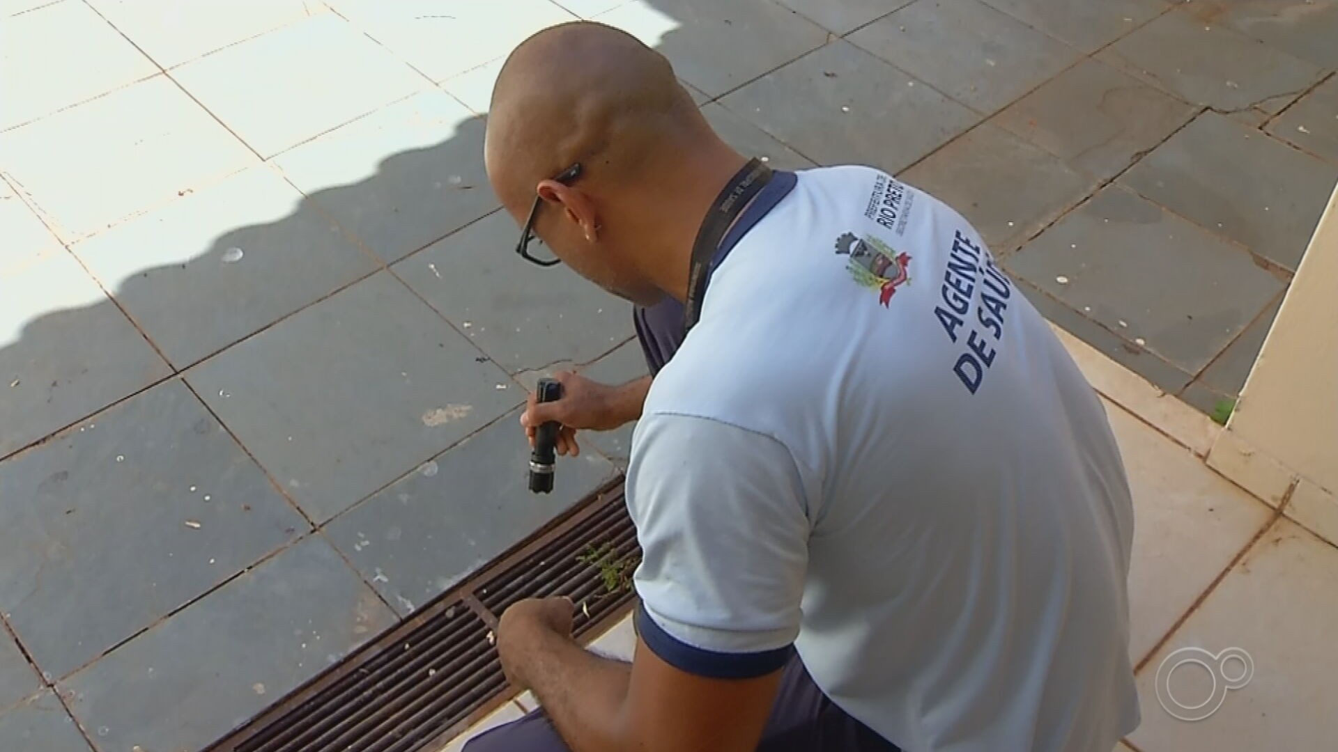 Corretores de imóveis auxiliam agentes de saúde no combate à dengue em Rio Preto 