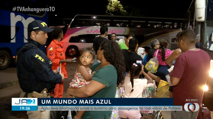 Ação em rodoviária leva informação sobre o autismo para passageiros; saiba mais