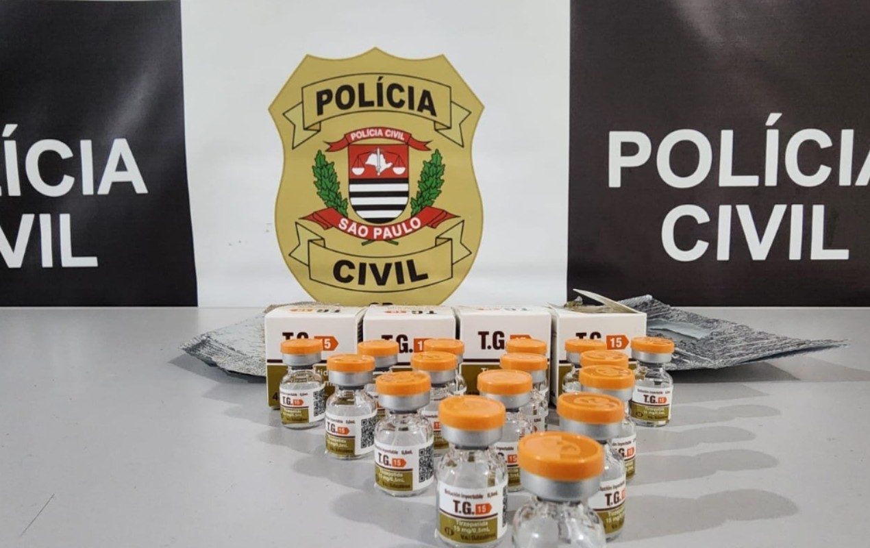 Duas pessoas são presas em carro com frascos de remédio para emagrecer sem registro da Anvisa em Marília