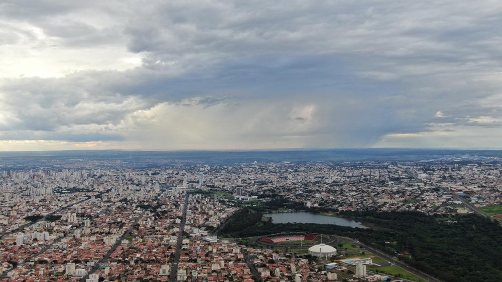 Onda de calor perde força e chuvas estão previstas em Uberlândia e região