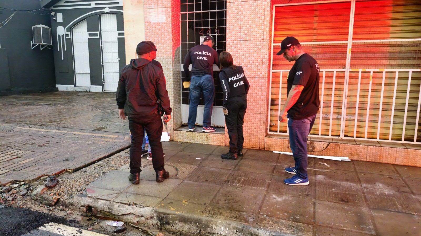 PC cumpre 17 mandados de busca em investigação sobre homicídio de jovem em Paripueira
