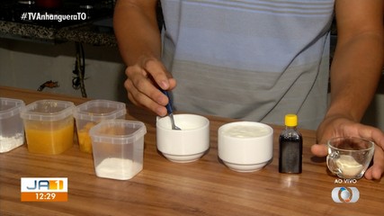 Veja como fazer panna cotta com pêssego em calda