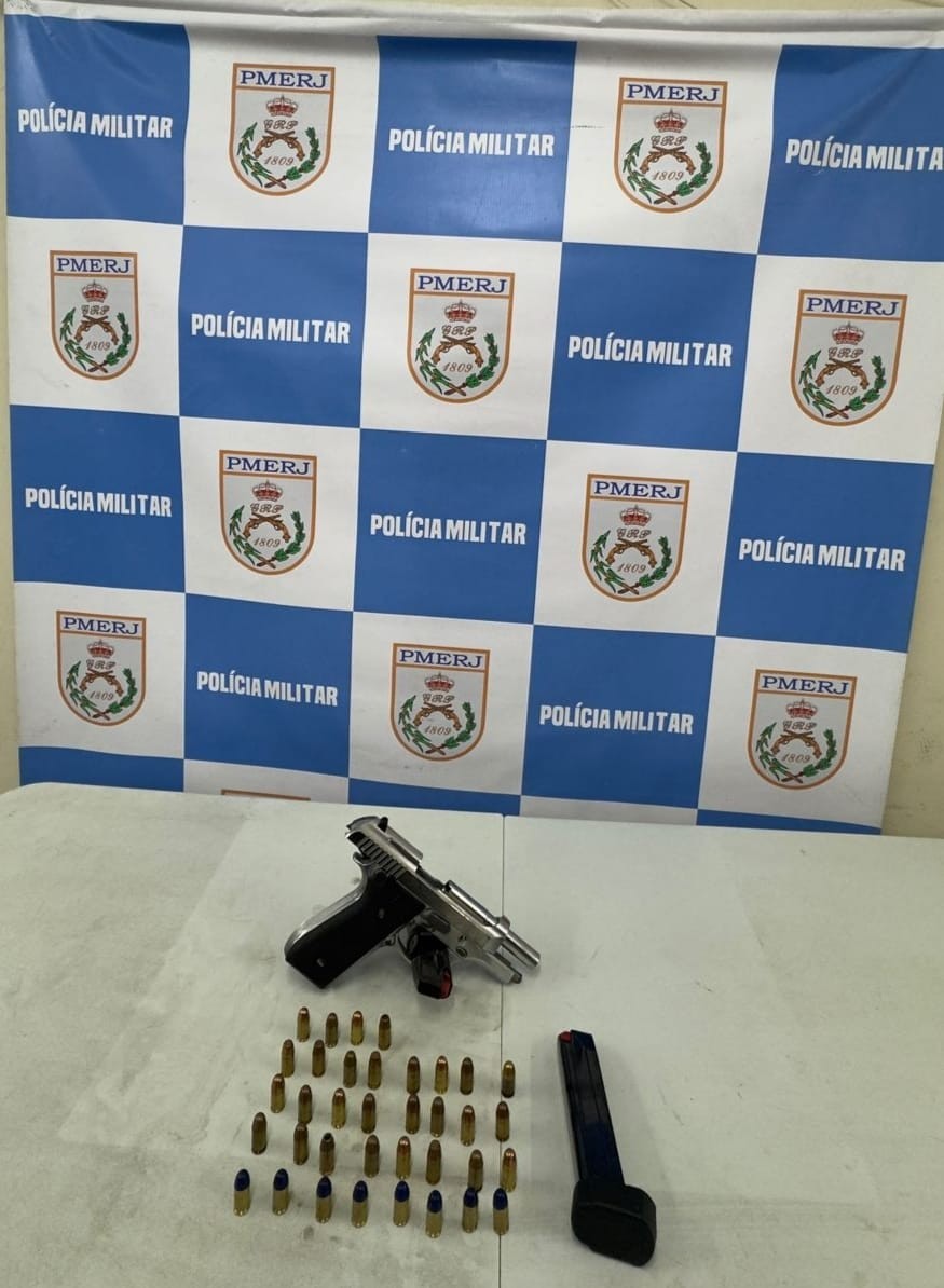 Homem é preso com arma em Volta Redonda