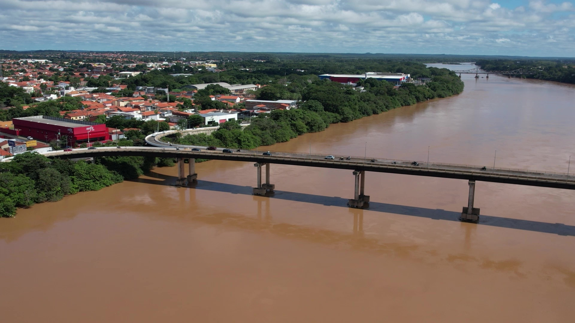 Justiça Federal condena Ambev a pagar R$ 750 mil por poluição do Rio Parnaíba e interrupção de água em Teresina