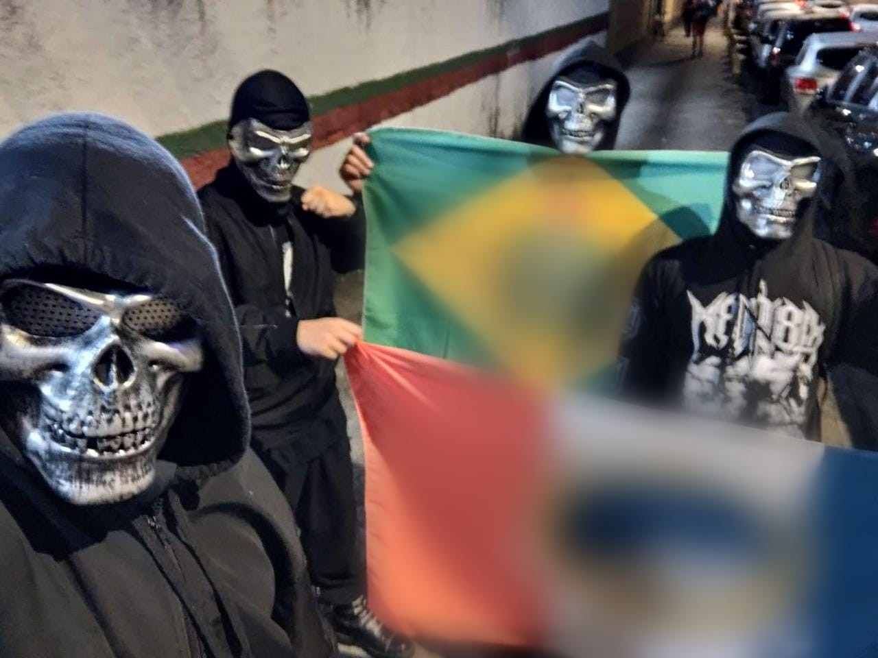Grupo associado à ideologia neonazista é preso suspeito de esfaquear mulher trans em Teresópolis, diz polícia