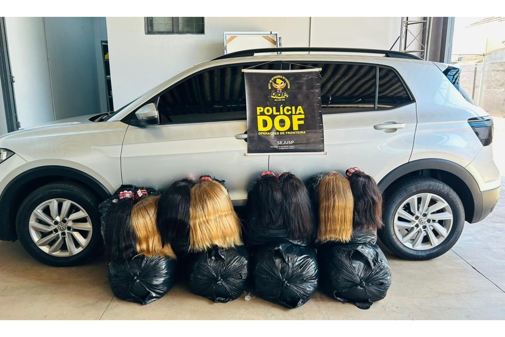 Cabelo humano foi encontrado durante abordagem em Ponta Porã (MS). — Foto: Divulgação/DOF