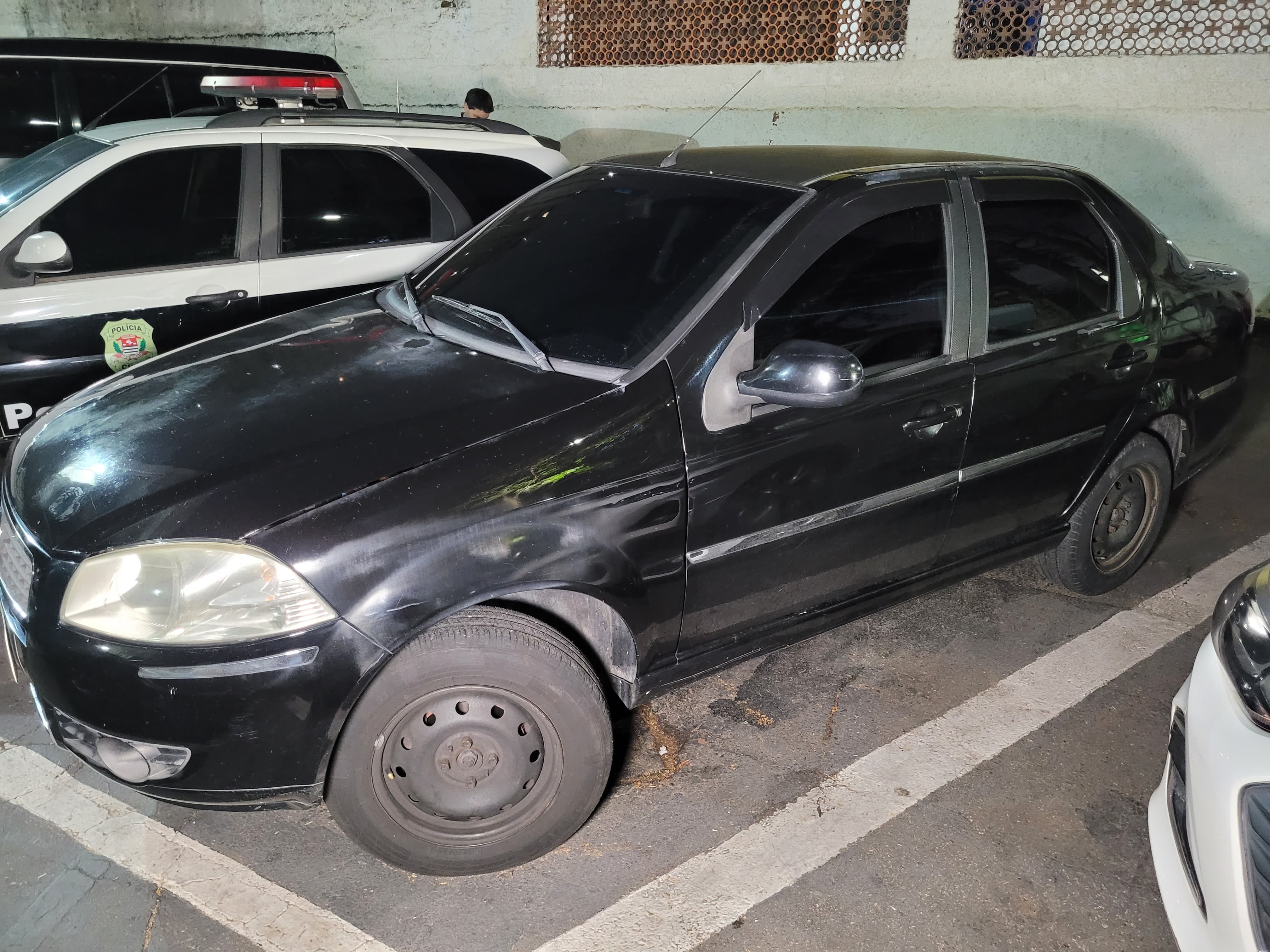 


Homem é detido suspeito de participar de tentativa de homicídio contra prefeito e candidato à reeleição de Taboão da Serra, na Grande SP