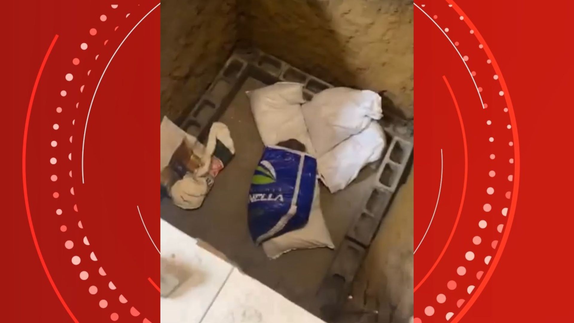 Meia tonelada de cocaína pura escondida em 'bunker' de casa é apreendida em Vila Velha, ES