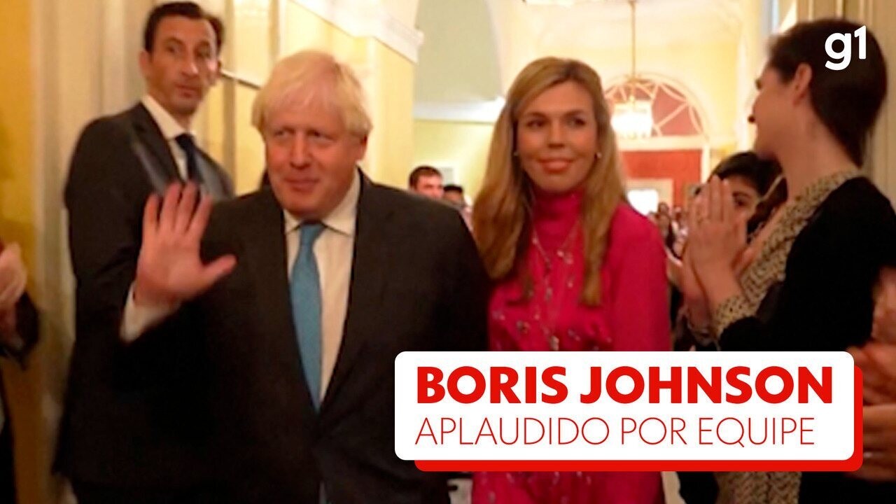 Rainha aceita renúncia de Boris Johnson, que sinaliza querer voltar ao ...