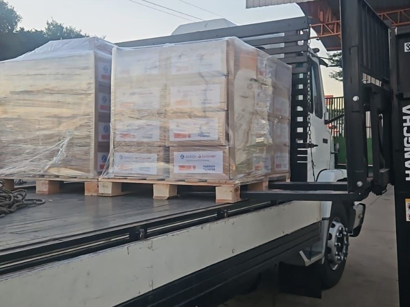 Mais de 800 quilos de alimentos são enviados ao AC após decretos de emergência por fortes chuvas