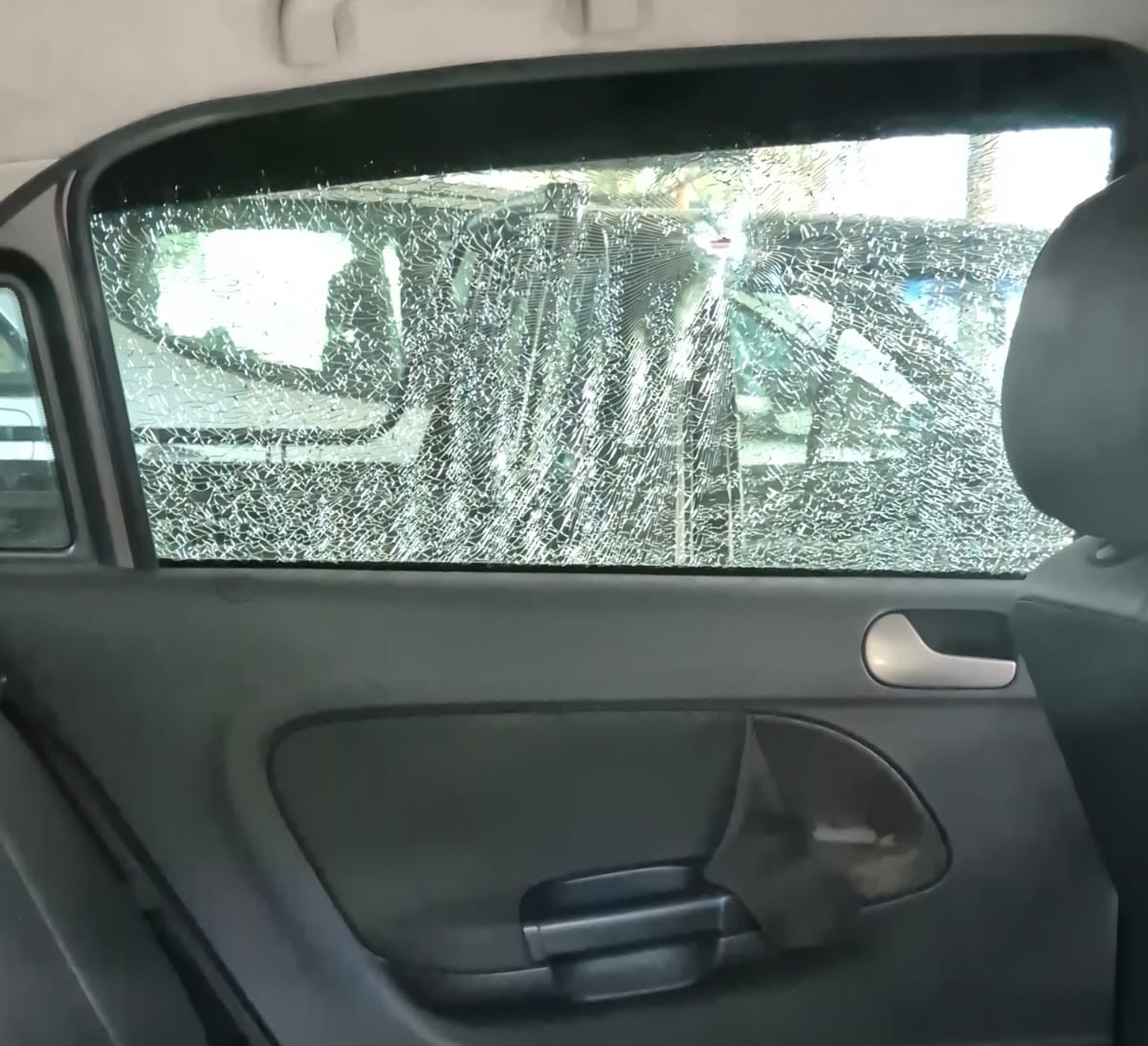 Menino de 13 anos é baleado na cabeça na RJ-182 quando voltava da festa de formatura da mãe