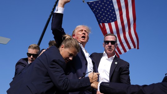 Homem é preso após ameaçar Trump e postar foto com rifle: 'Eu não vou errar' - Prisão ocorreu na noite de quinta (10), no Texas, horas antes da visita de Trump ao estado. Ameaça fazia referência a atentado contra Trump em julho de 2024.