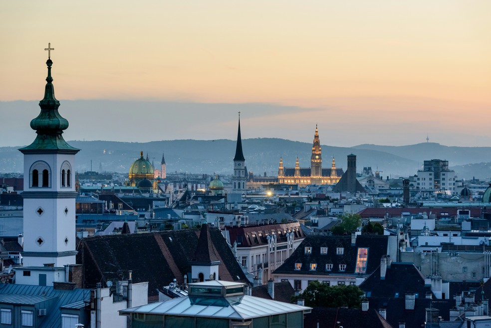 A cidade de Viena, na Áustria, ficou em 1º lugar no ranking das melhores cidades para se viver, segundo a Economist — Foto: Jacek Dylag/Unplash