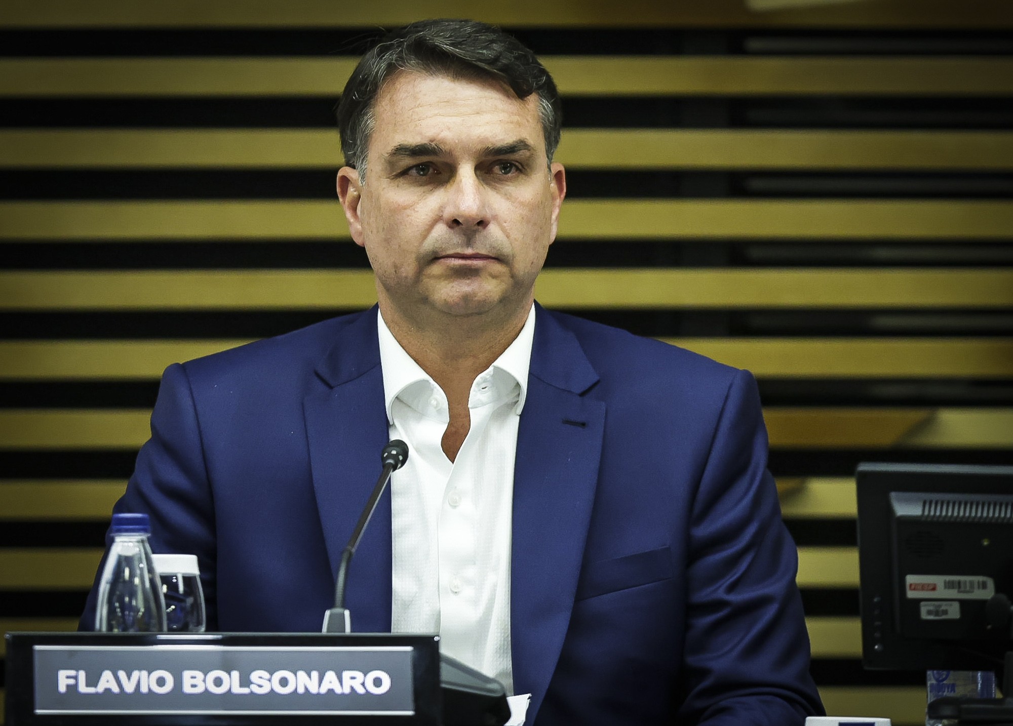 Qual é o número de Flávio Bolsonaro, candidato do PL à Presidência da República