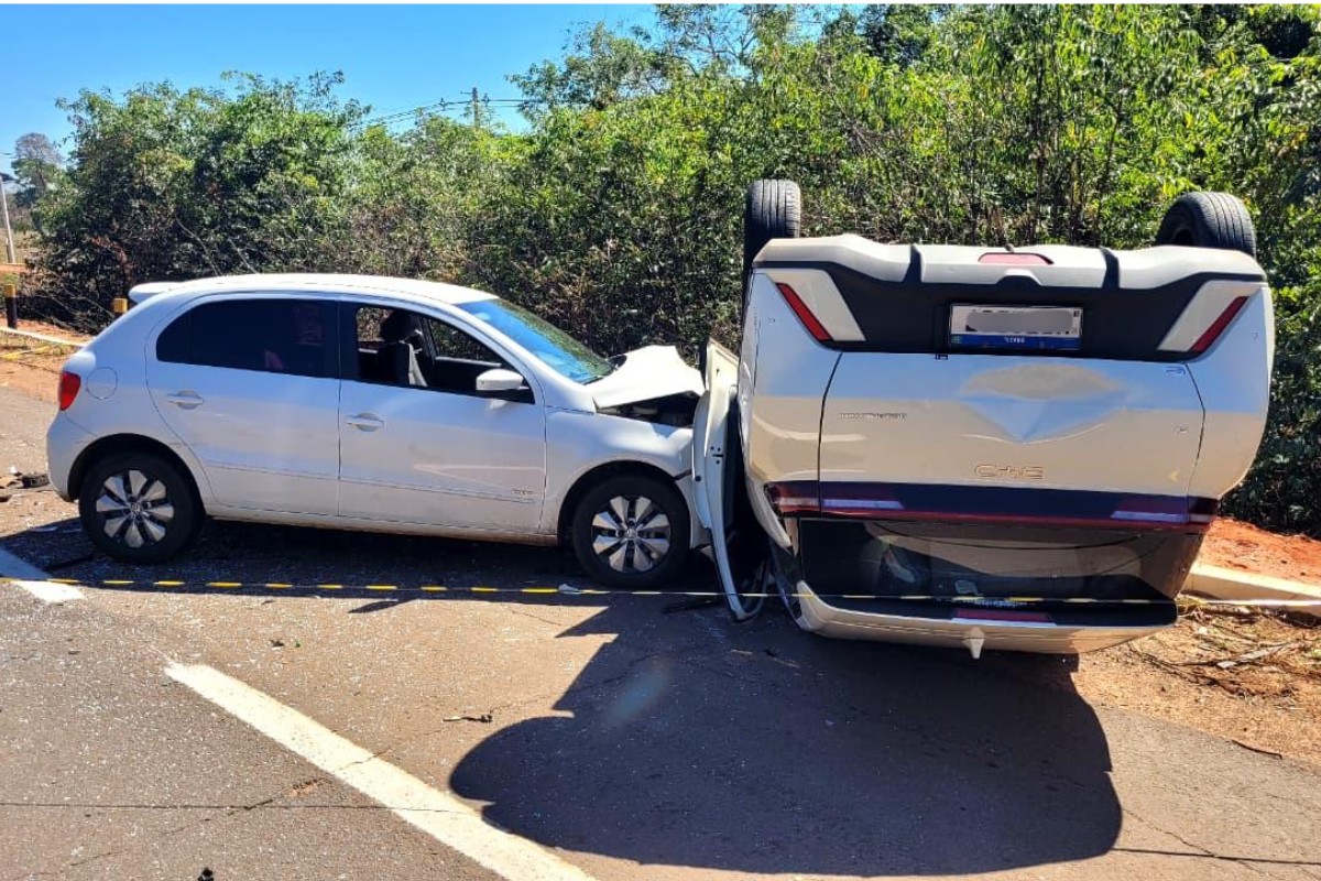 Homem de 76 anos morre e duas pessoas ficam feridas em acidente na BR-158