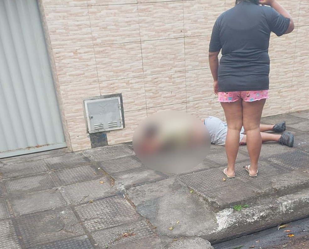 Homem é morto a tiros no Santos Dumont após sair para caminhar com a esposa — Foto: Reprodução